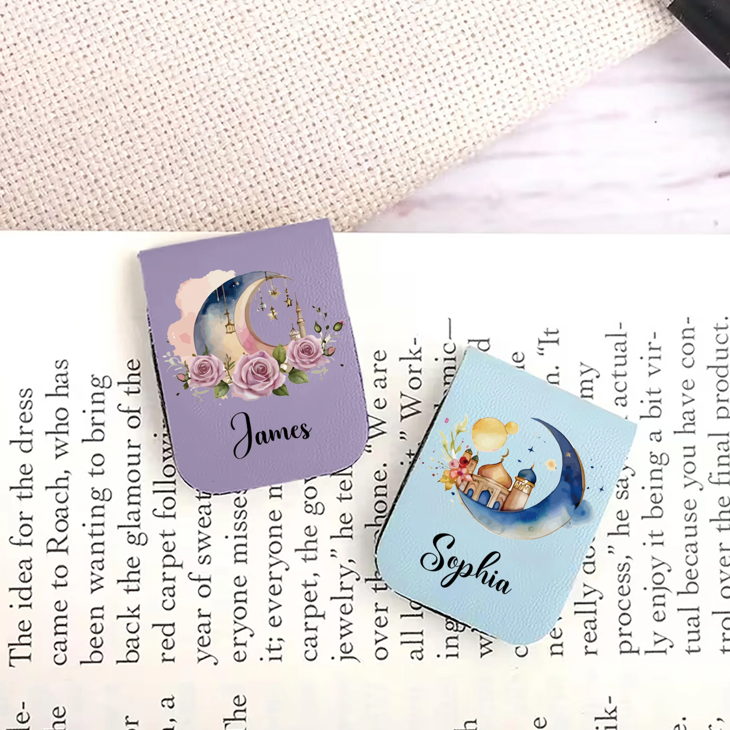 Marque-page avec nom avec château coloré, marque-page de château coloré en cuir personnalisé, marque-page magnétique personnalisé, anniversaire pour amoureux des livres, 1 pièce