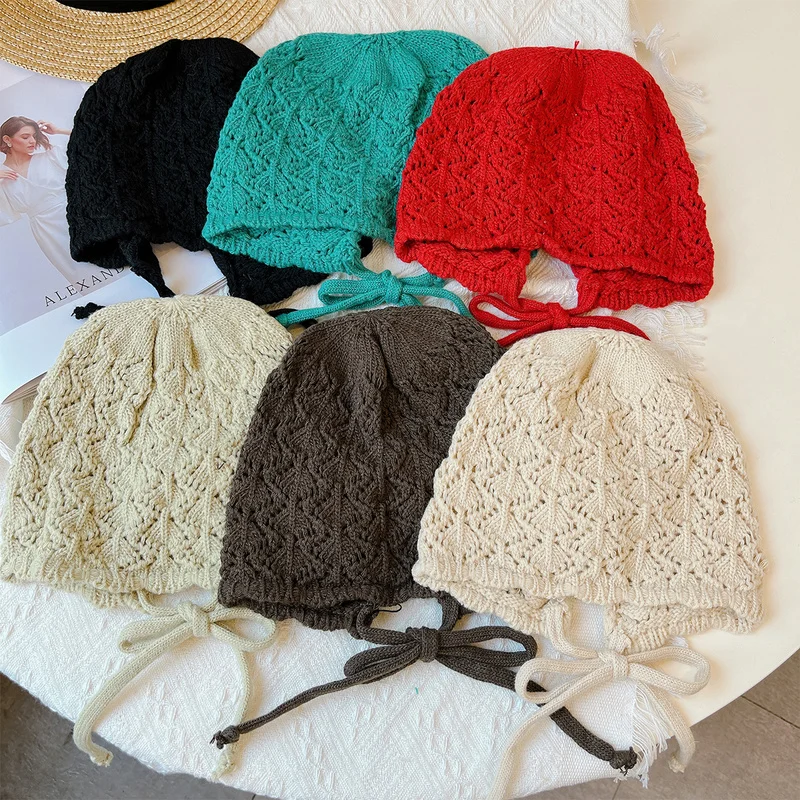 Autumn And Winter New Handmade Knitted Baotou Hat For Women Hollow Wool Hat Retro Versatile Knitted Hat Stacking Hat