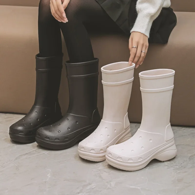 أحذية الثلوج النسائية عالية الركبة سهلة الارتداء لجميع المواسم - أحذية المطر الشتوية المعزولة الحرارية المقاومة للماء، لون خالص دافئ بدون خياطة