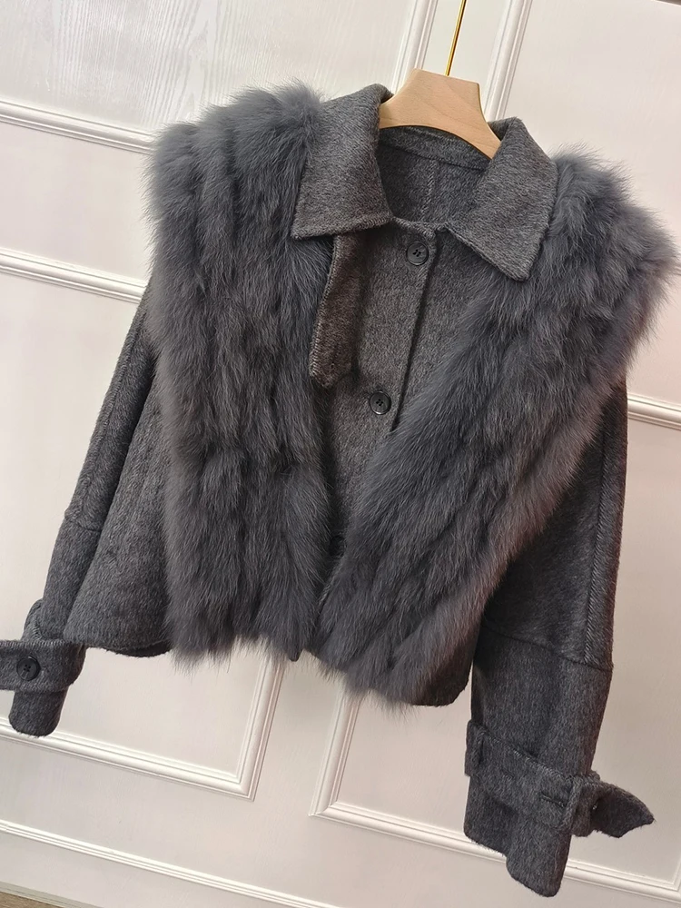 [EAM] Beige Fur Big Size Short Elegant Woolen Coat New Lapel Long Sleeve Women Jacket Fashion Tide Autumn Winter 2024 1DH8515