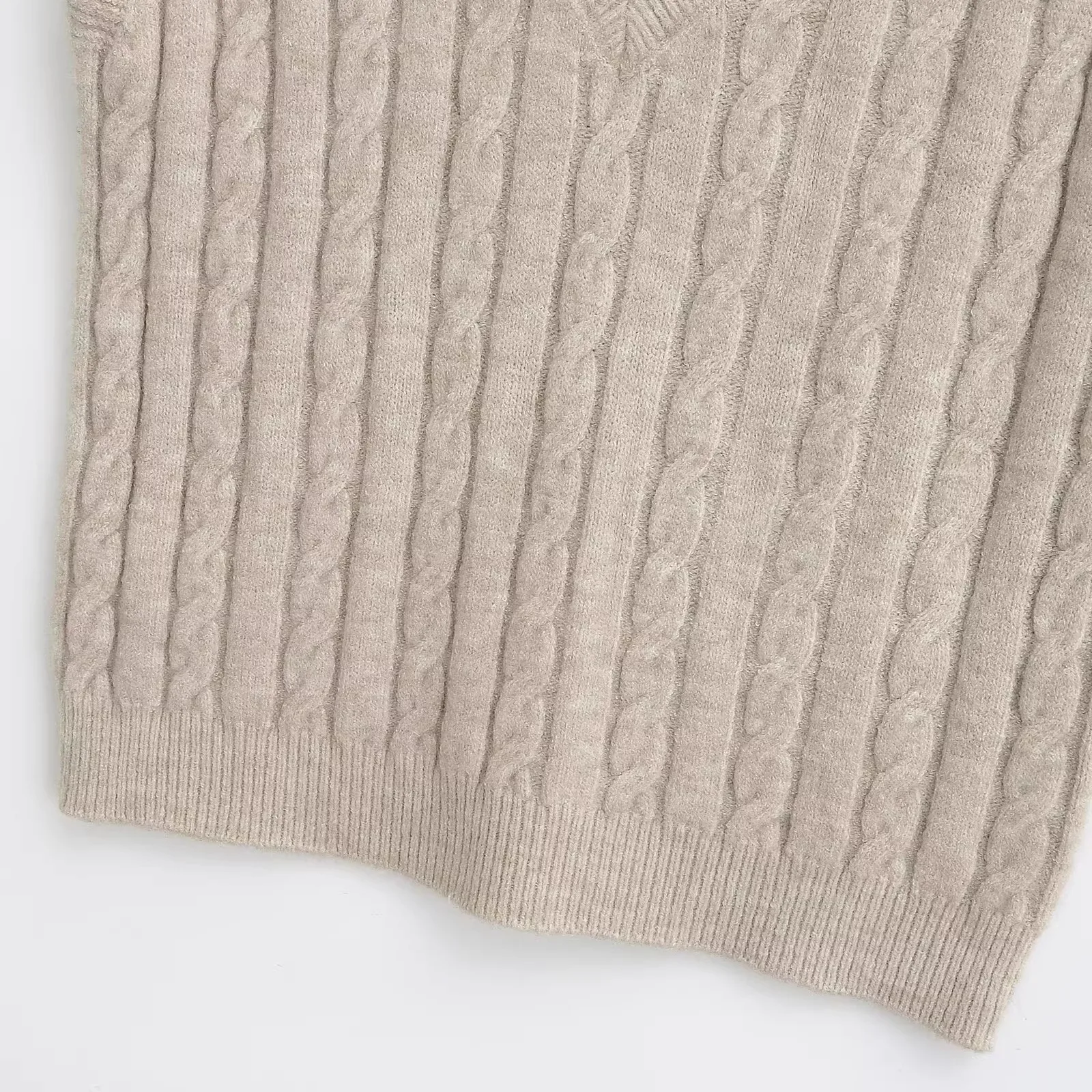 

ZBZA Faionable Svel Knitted Vest Women's Clothing Autumn New Sle Versatile Design V-ne Polyester Fiber Top