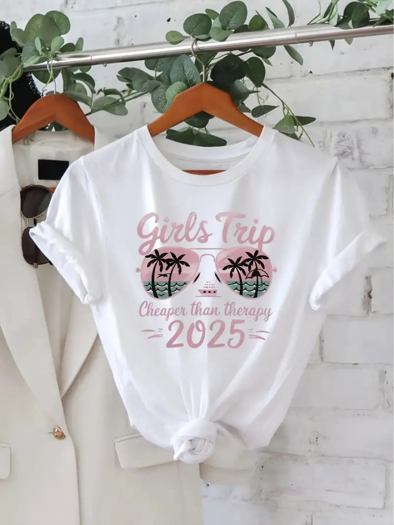 

Women's"s Trip Cheaper Than Relax 2025" Graphic T-Shirt Tropical Palm Tree Fashion Glasses Print Fit Short Sleeve Round Neck Tee