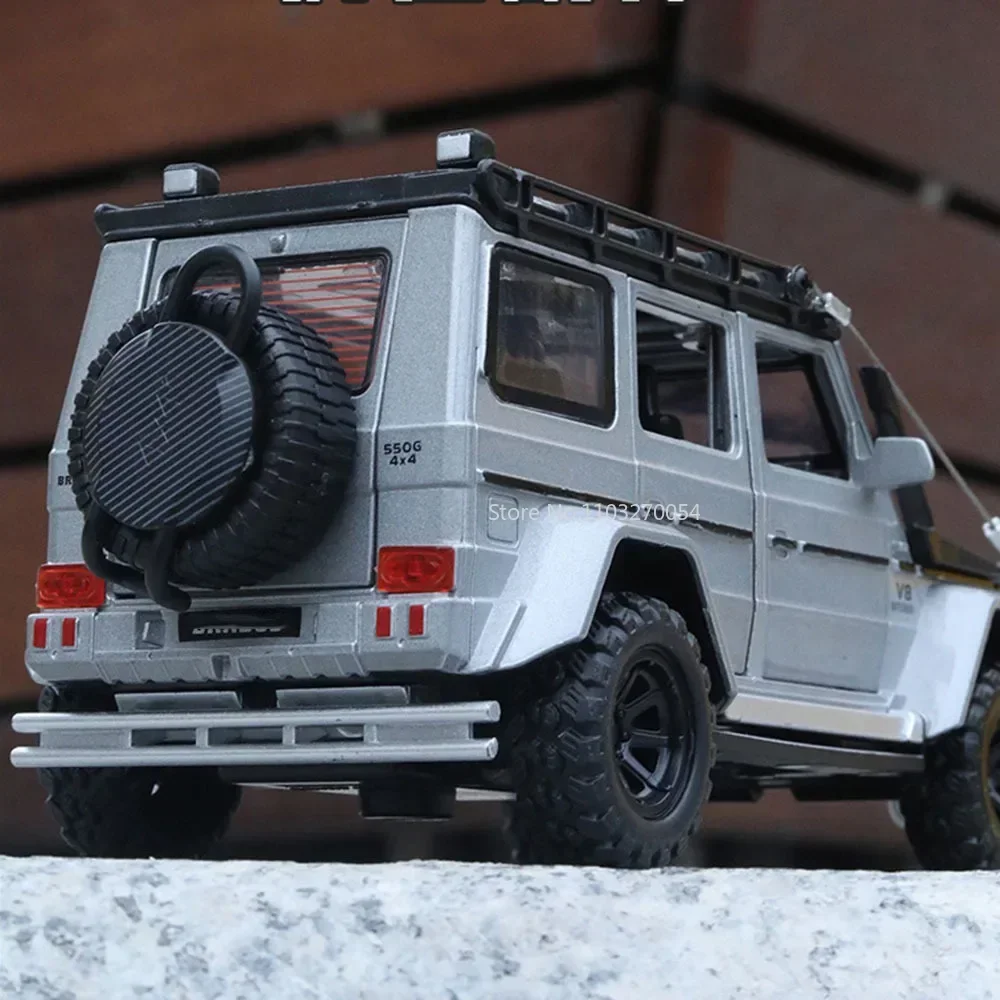 1:32 G550 modelo de coche juguetes en miniatura aleación fundida edición de aventura vehículo todoterreno sonido luz tirar hacia atrás juguete niño regalo de Navidad