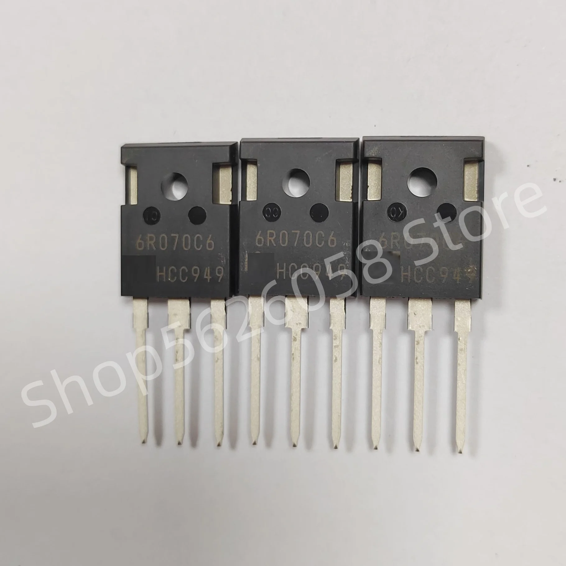 

IPW60R070C6 6R070C6 TO-247-3 650V 53A 2PCS/LOT Original and authentic, free shipping