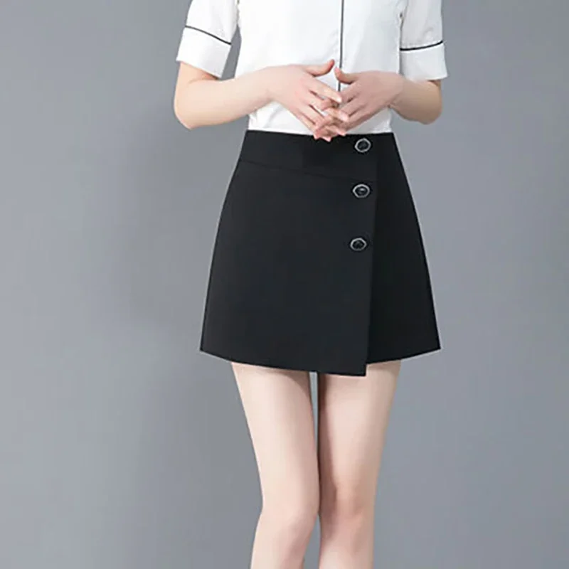 Pantaloncini asimmetrici tinta unita con bottoni con cerniera moda Abbigliamento donna 2025 Estate Nuovi pantaloncini larghi a vita alta da donna da ufficio