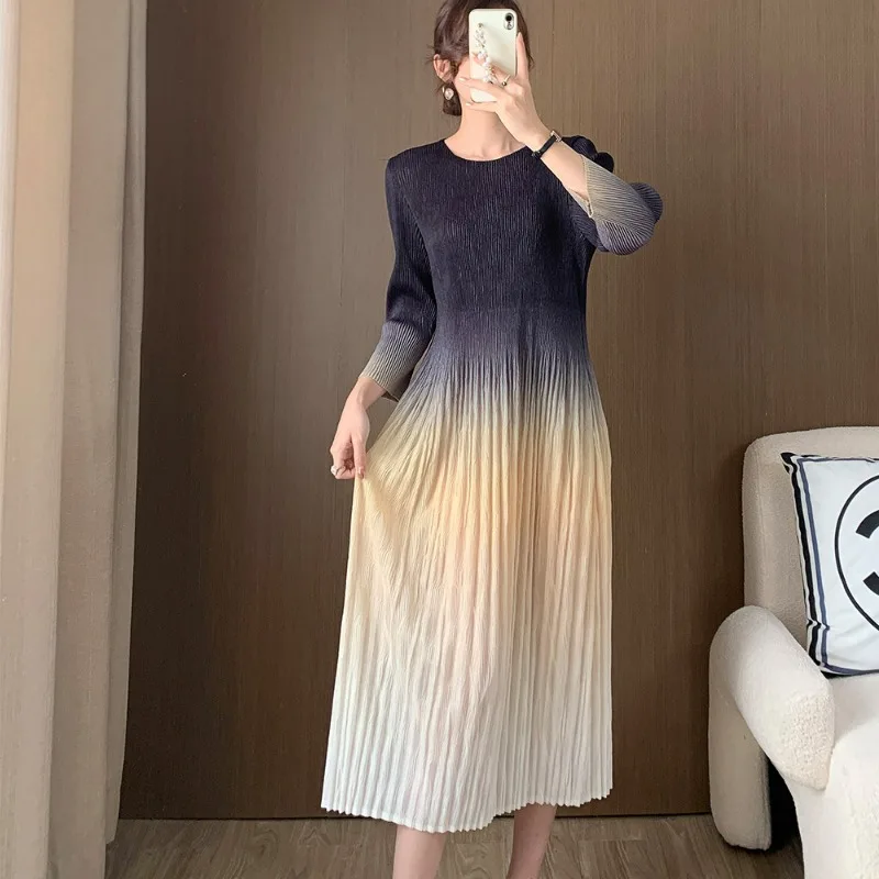 

Miyake Pleated Temperament Gradual Waist Closing Maix Dress Women's Fashion Elegant Commuting Retro Style Summer Dress