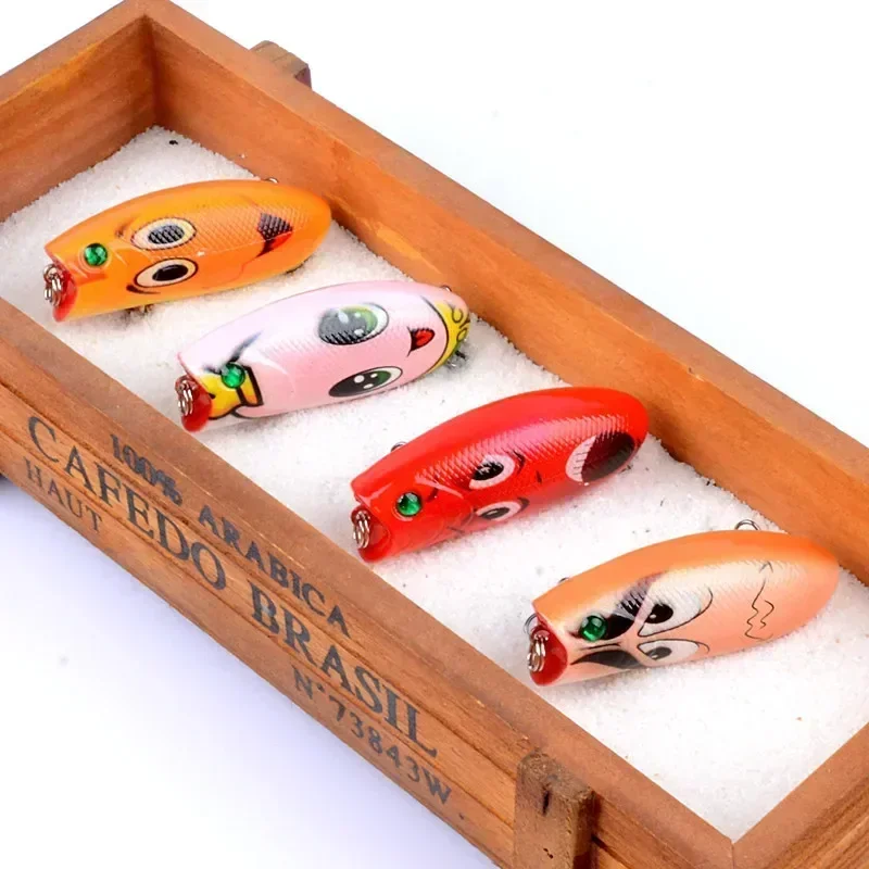 1pc 6cm/10.4g Bow-Tie Road Lure ABS Artificial Plastic Hard Bait for Fishing for Bucktails and Perch with 3D Fish-eye Imitation.