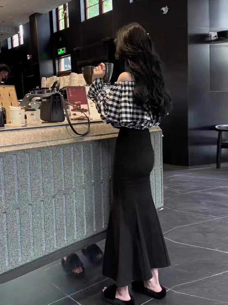 

Roger клетчатый комплект из двух предметов на одно плечо с высокой талией, осень 2021, универсальная юбка с хвостом Fi, ансамбль, модный женский костюм