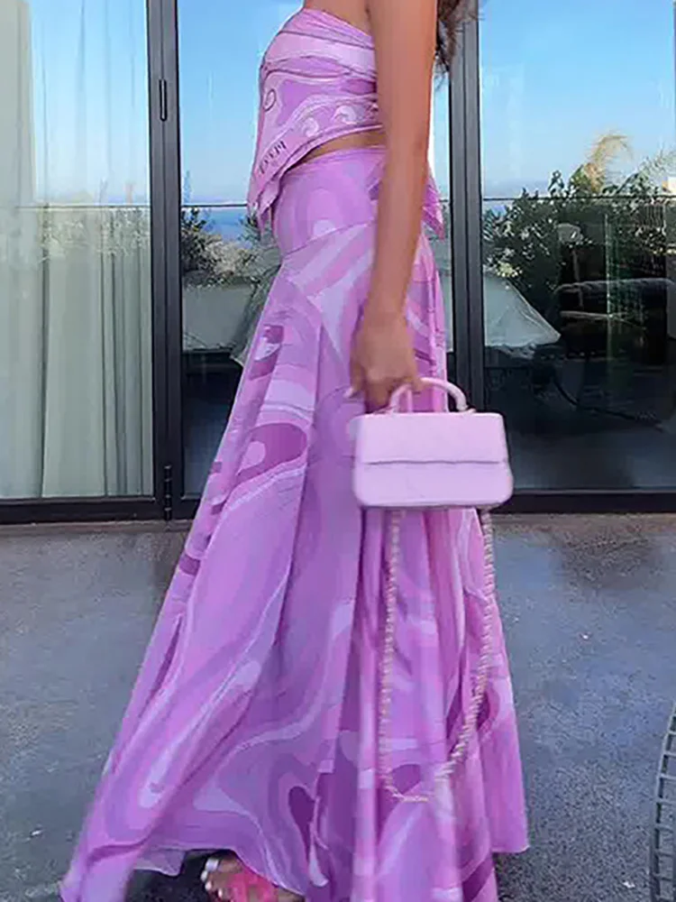 

Женские летние шикарные праздничные наряды для вечеринок, сексуальный топ без бретелек с принтом, юбки, костюм, женский модный нерегулярный плиссированный комплект из 2 предметов на шнуровке