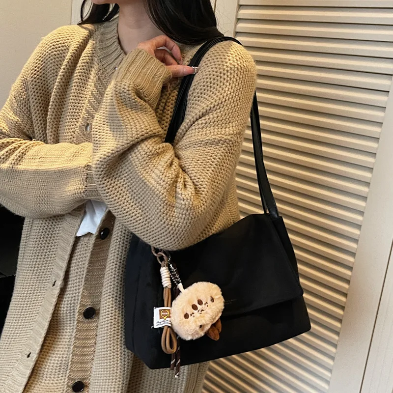 

​ 2025 A/W Vintage Shoulder Bag for Women, Genuine Leather Large Capacity Multi-way Crossbody Tote, Retro Chic Work Purse