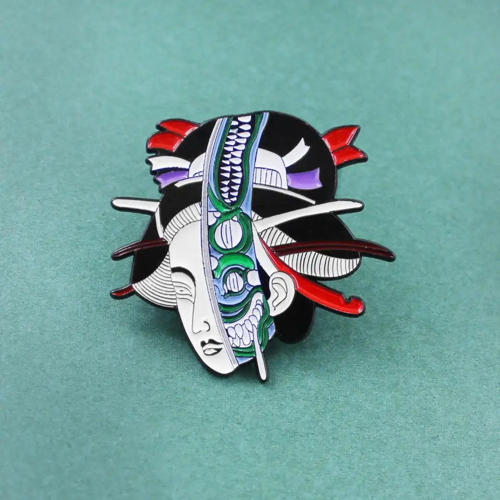 Woman Brooch Horror Women Geisha skeleton mask Badge Retro Enamel pins Japan Ethnic Jewelry Accessories New Japanese Geisha