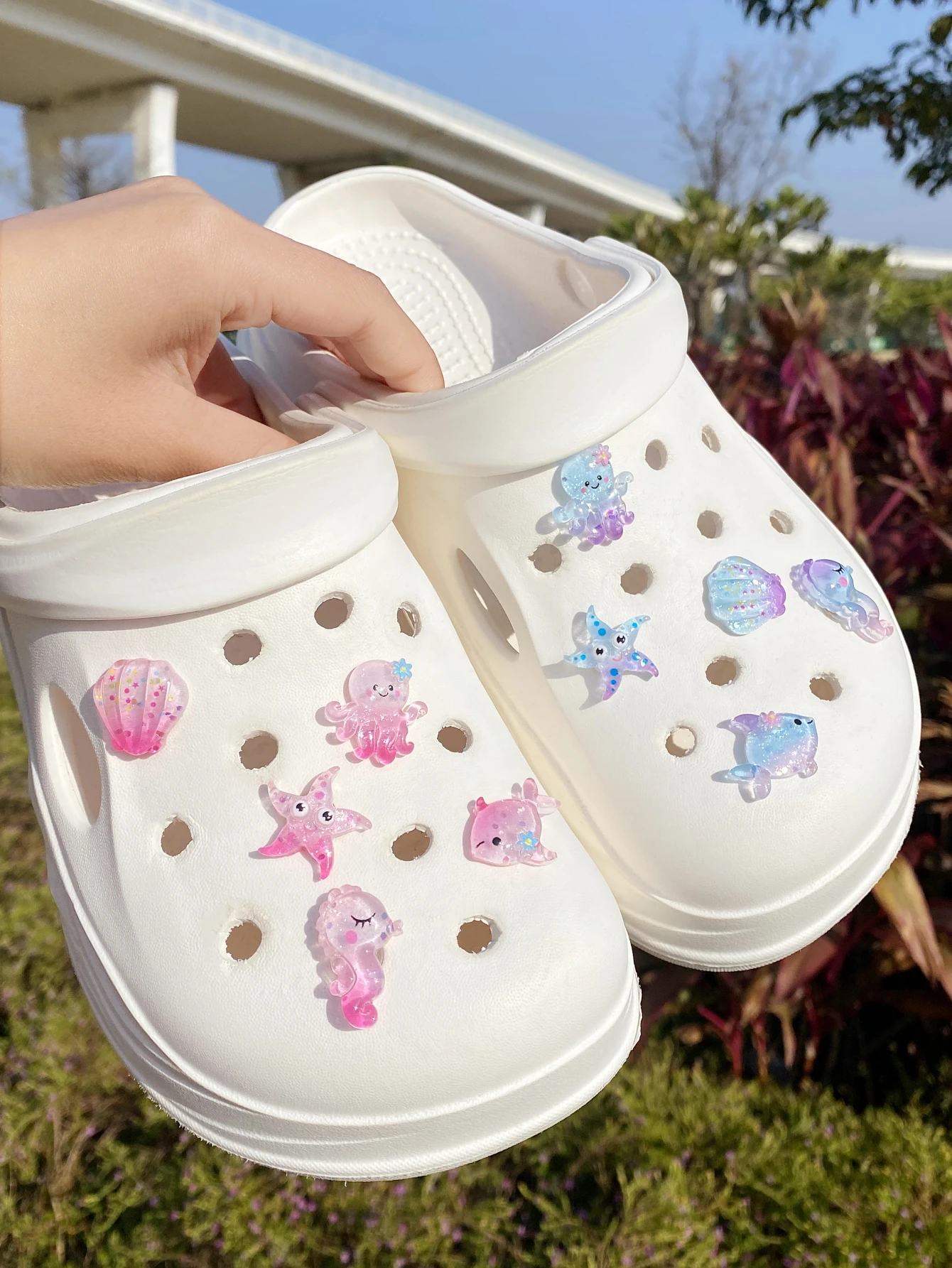 10 Cute two-color Ocean series shoe decoration DIY creation casual accessories - Fun, multi-functional personalized footwear sty