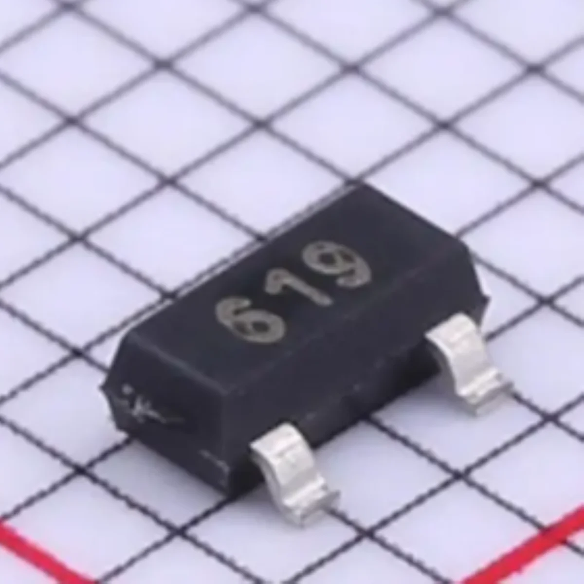 FMMT619TA Marking 619 SOT-23-3 TO236-3 Original Triode BJT 625mW 50V 2A NPN 165MHz 100nA TRANS SOT23-3 Transistor 619 FMMT619