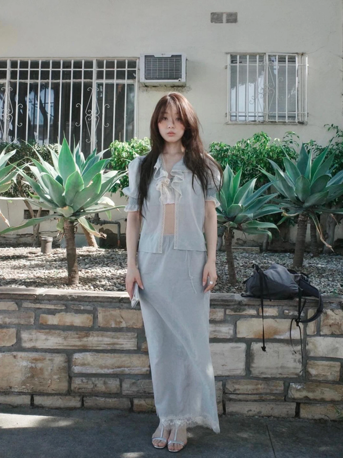 

Комплект: футболка с кружевной отделкой и свободная блузка с высокой талией, повседневный стиль, хлопковая смесь, V-образный вырез, весна-лето, модный дизайн