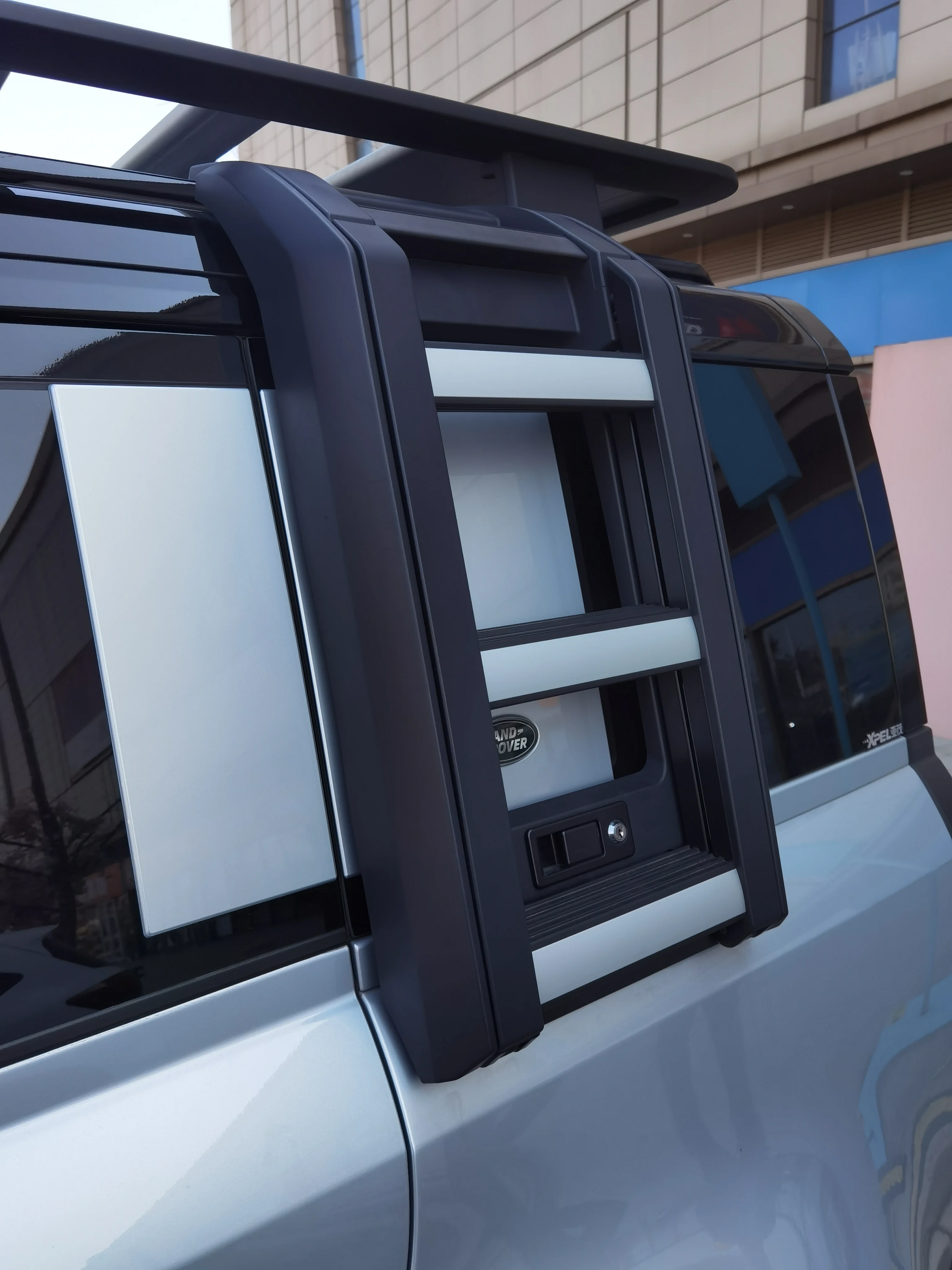 Universal Accessories Adjustable  Roof Car Defender Ladder for Land Rover Defender 90 110custom