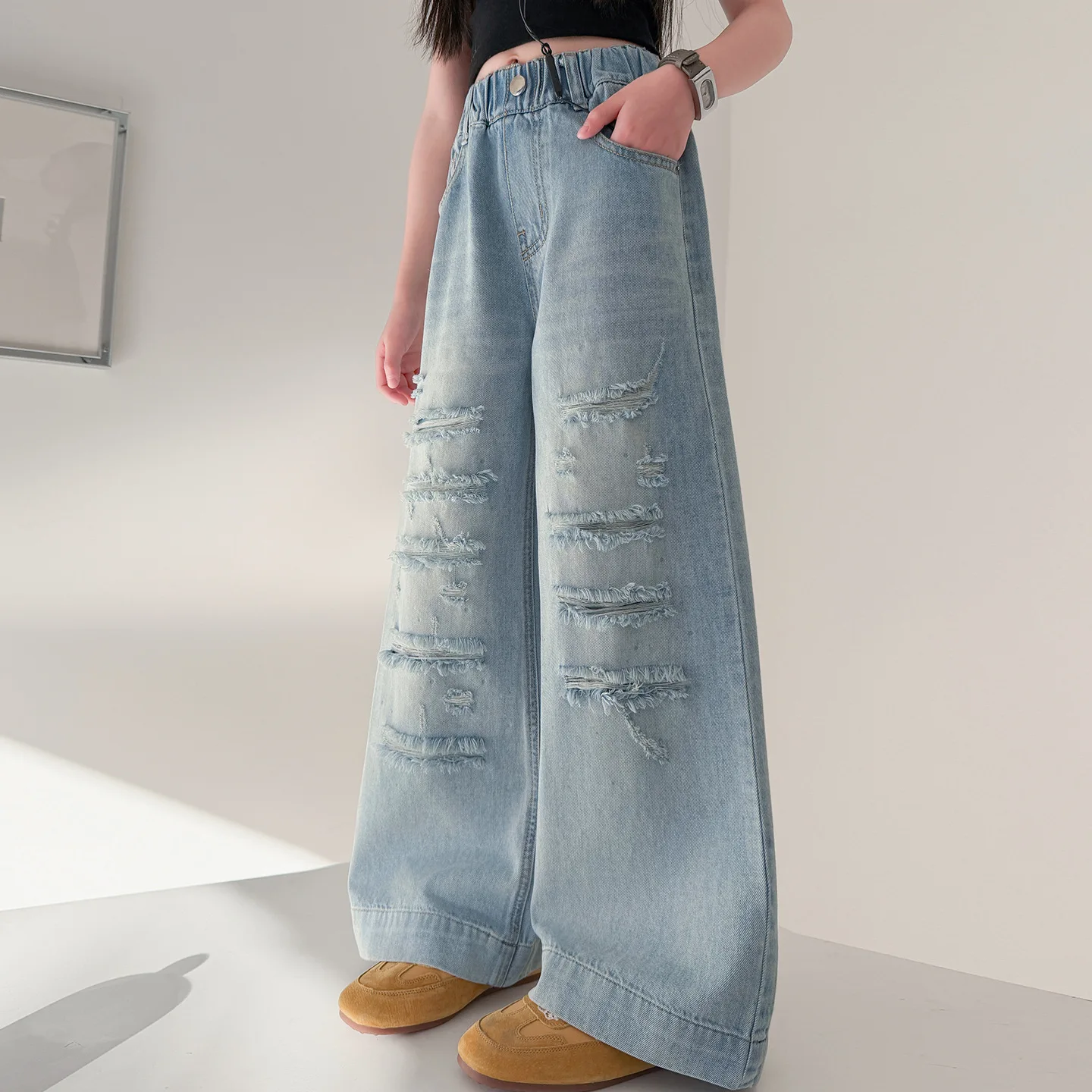 Girls' Ripped Jeans 2026 Spring/Autumn Korean Style Trendy Rhinestone Retro Casual Straight Leg Pants