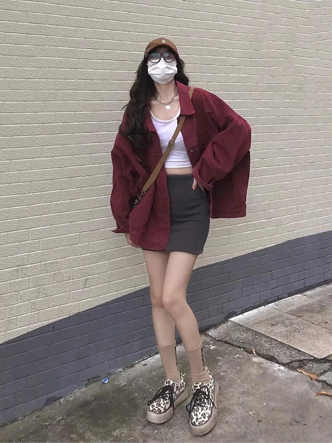 

Женские стеганые куртки с вышивкой из хлопка и замши, весенние однотонные шикарные красные мягкие женские потертые винтажные стильные градиентные куртки