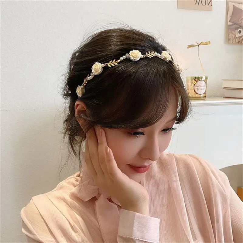 New Luxury Elegant Red Rose Vine Headband Hair Hoop Headdress Women Girls Metal Flower Tiara Hairbands Tiara Wedding Headwear