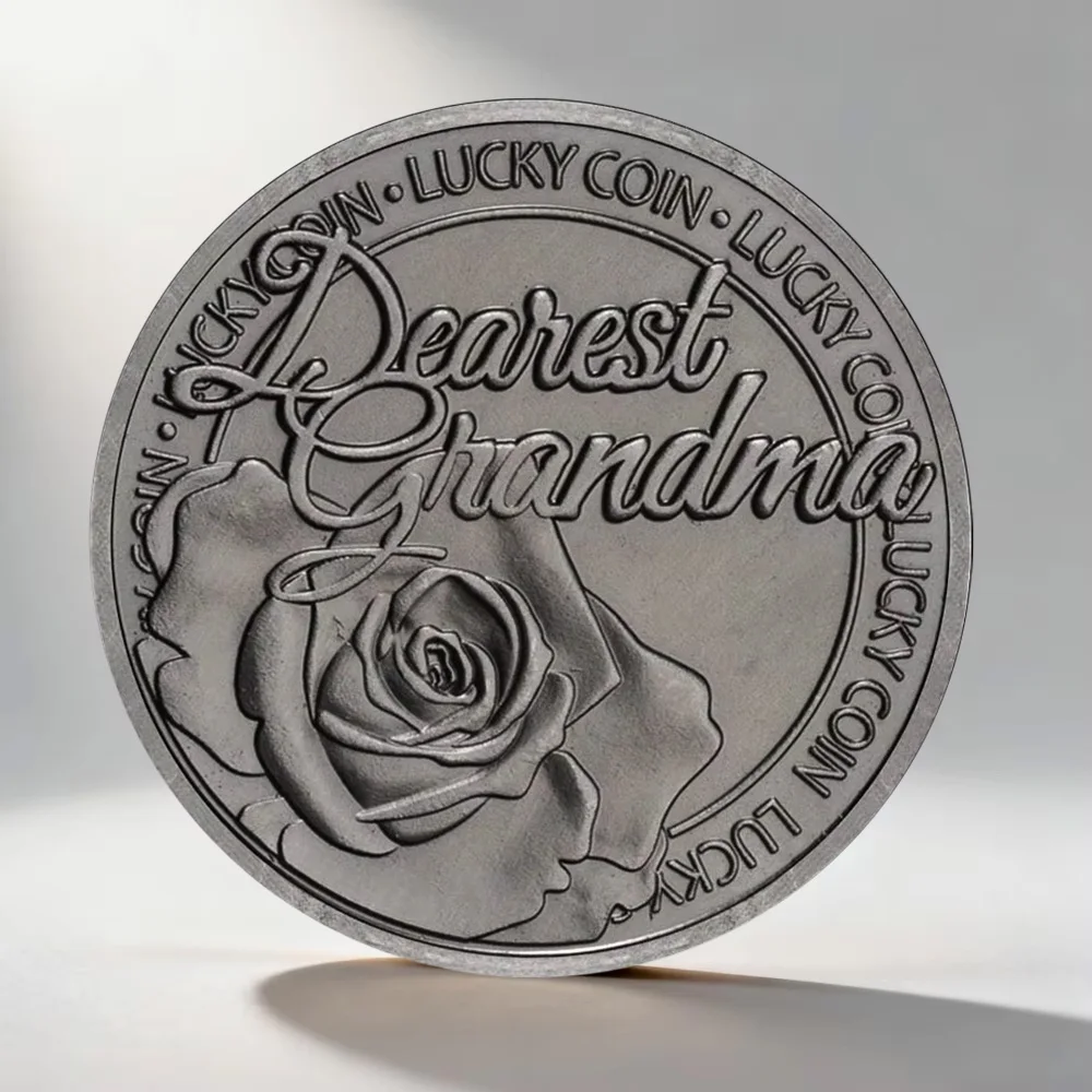Grandma Lucky Souvenir Coin Rose Four-leaf Clover Vintage Silvery Plated Challenge Coin Blessing Keepsake Gift for Grandmother