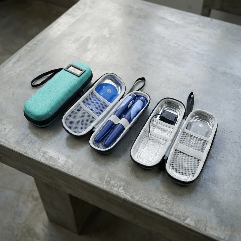 EVA Insulin Cooler Bag Temperature Display Wear-resistant Insulin Cooling Bag Dust-Proof Insulin Vial Protector