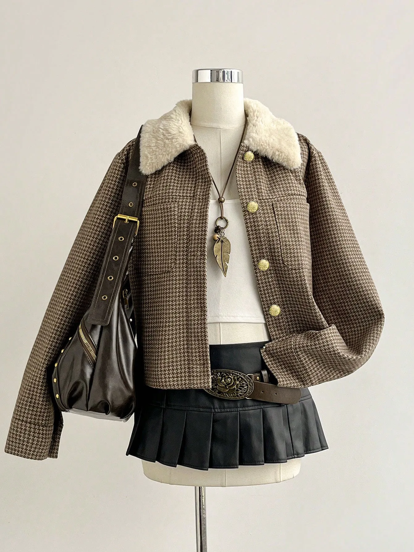 European-style coat women autumn and winter new style loose retro collar warm and fashionable short jacket suitable daily wear