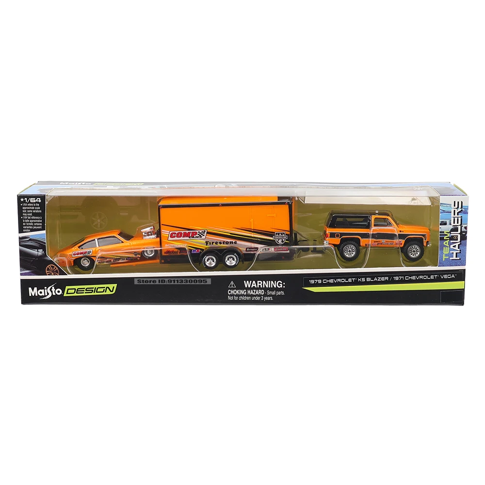 マイスト 1:64 1979 シボレー ® K5/カートララー/1971 シボレー ベガ