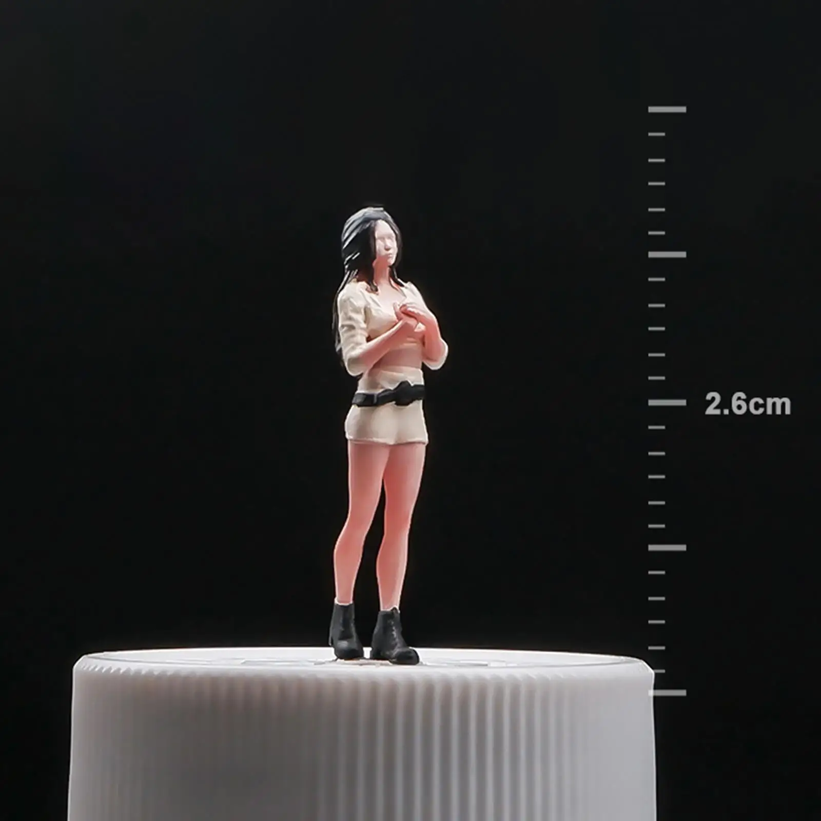 1/64 Long Hair Girl Figure Model S Gauge Desktop Ornament Sand Table Layout Decoration Movie Props Diorama Scenery Decor