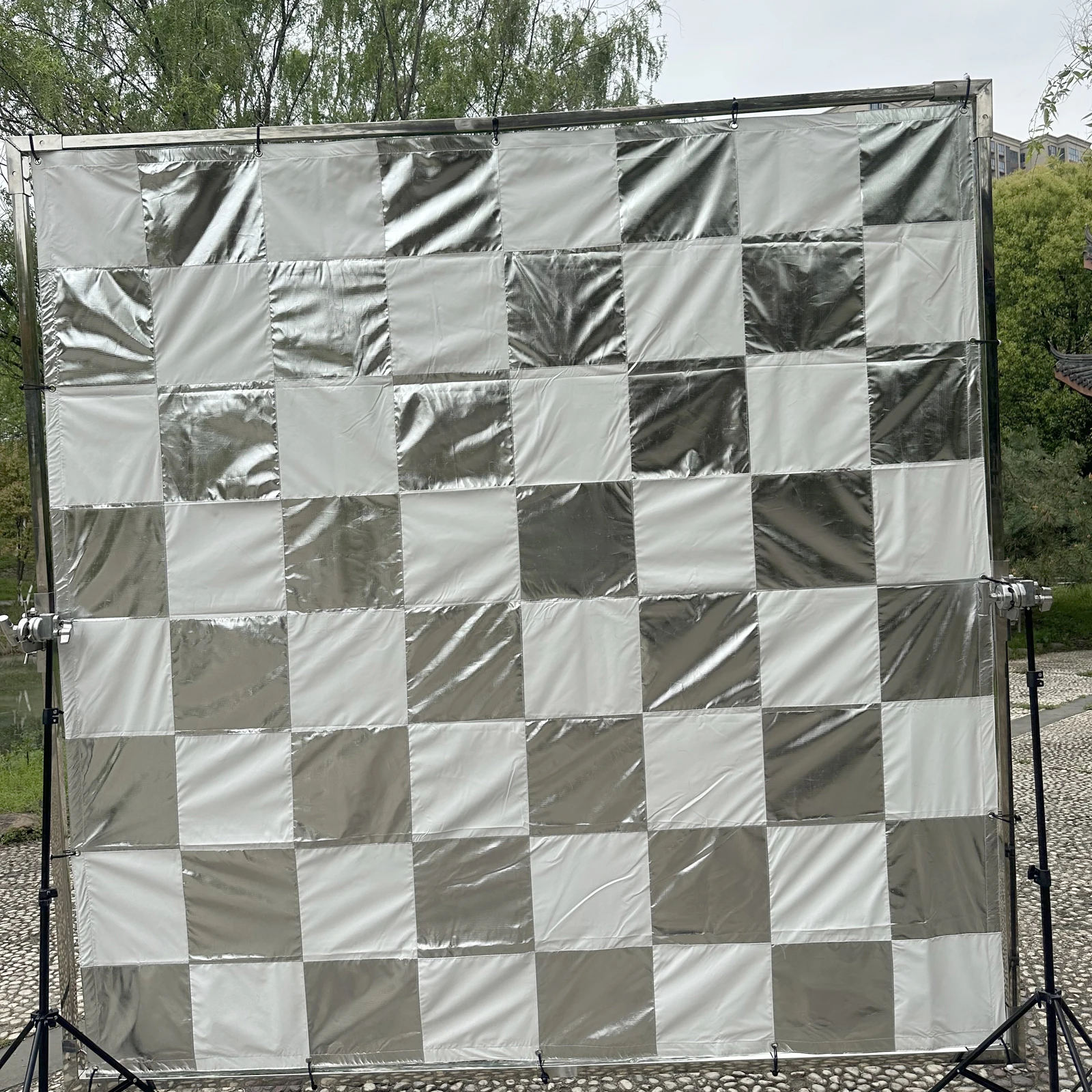 8'x8' 2.4*2.4m Silver/White Checkerboard Soft & Reflector Chequerboard Cloth Overhead Butterfly Background