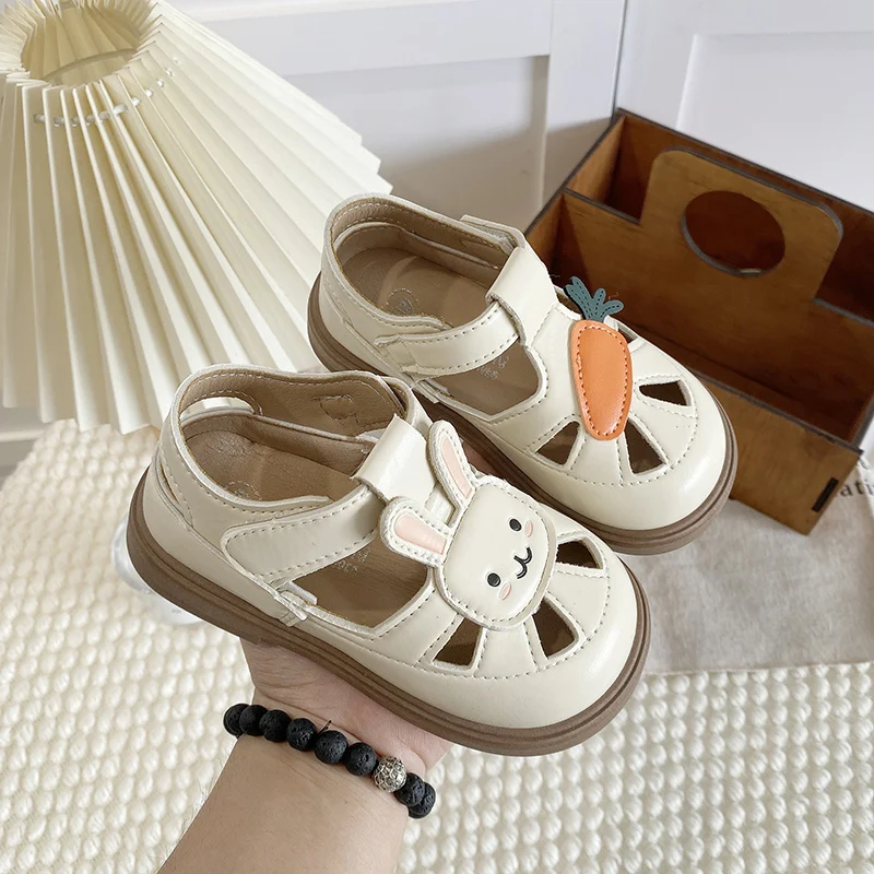 

Kids Sandals Sweet Bunny Girls Casual Shoes Hollowed-out T-strap 2026 Summer New Children Beach Shoes Round Toes Non-slip