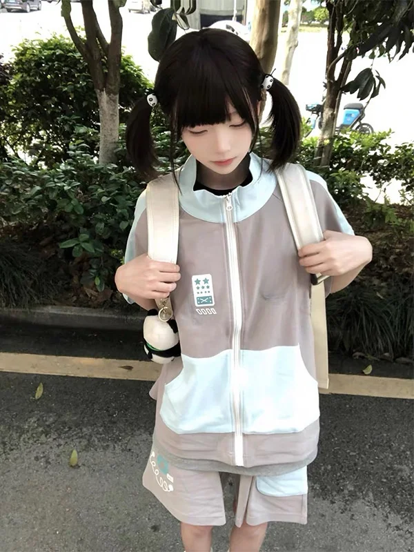 

Японский стиль: Свободный спортивный костюм с коротким рукавом, комплект из двух предметов для учащихся средней школы, летний повседневный комплект с шортами в стиле колор-блок