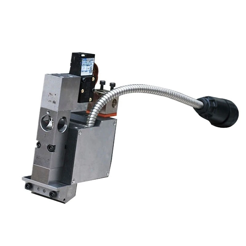 

Portable fiber spray gun