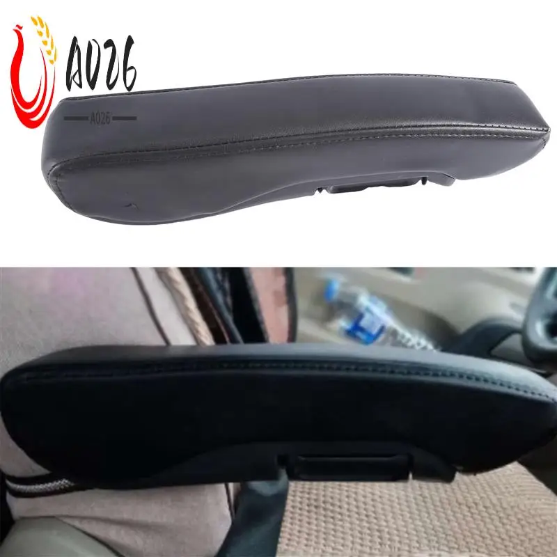 

A026-Truck Universal Armrest Seat Adjustable Car Center Console Arm Rest Box Interior Accessories Leather