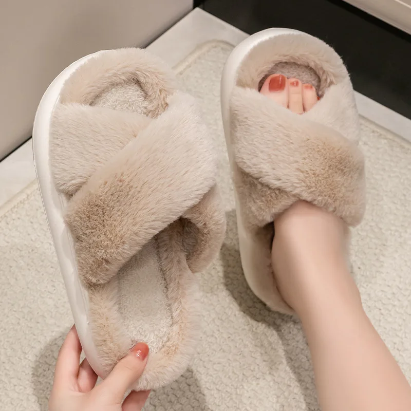 

Plus Size Faux Fur Slippers Women Winter Warm Shoes Soft Plush Thick Sole Ladies Indoor Street Slides Girls Fluffy Footwear