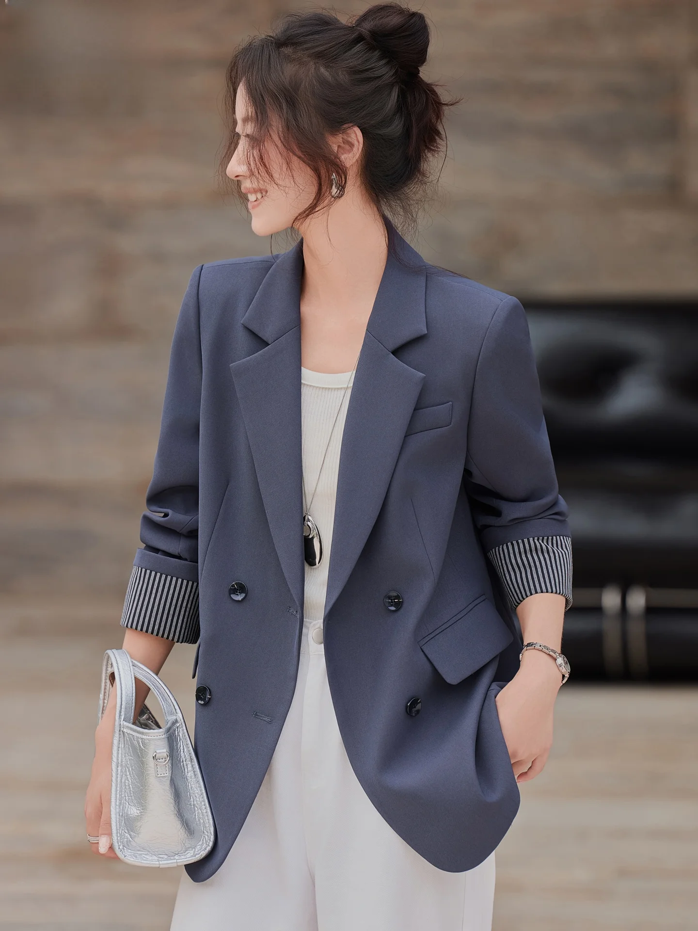 

Повседневный женский костюм-пиджак 2026: Новая модная коллекция, элегантный, премиальный, свободный крой, для офиса, очень красивый женский костюм-пиджак.