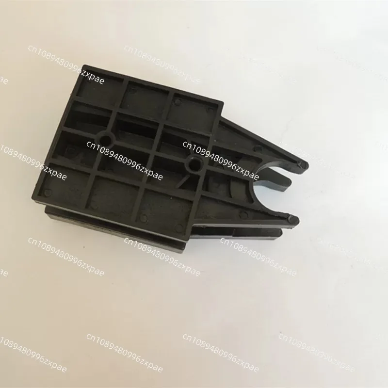 Garage Door Repair Parts: Clutch Sprocket, Drive Shaft Sleeve & Roller Track Components for DIY Installation