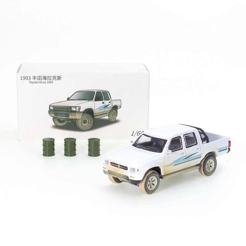 JKM 1/64 Toyota Highlander Middle East Sand and Dust Edition Alloy Car Model Pocket Car Model Decoration Diecasts Toy Vehicles