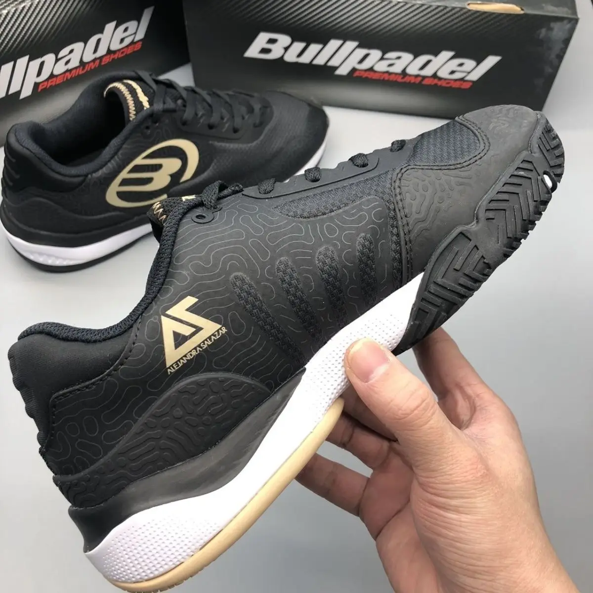 

Mens Badminton Shoes Fashionable Hundred Sports Shoes Breathable Running Shoes Anti-skid Wearable Sports Shoes