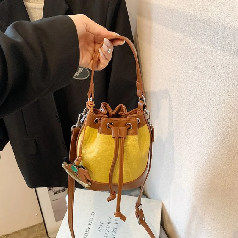 

High-End Ladies Messenger Bag Crafted From Premium Leather Featuring Famous Style​