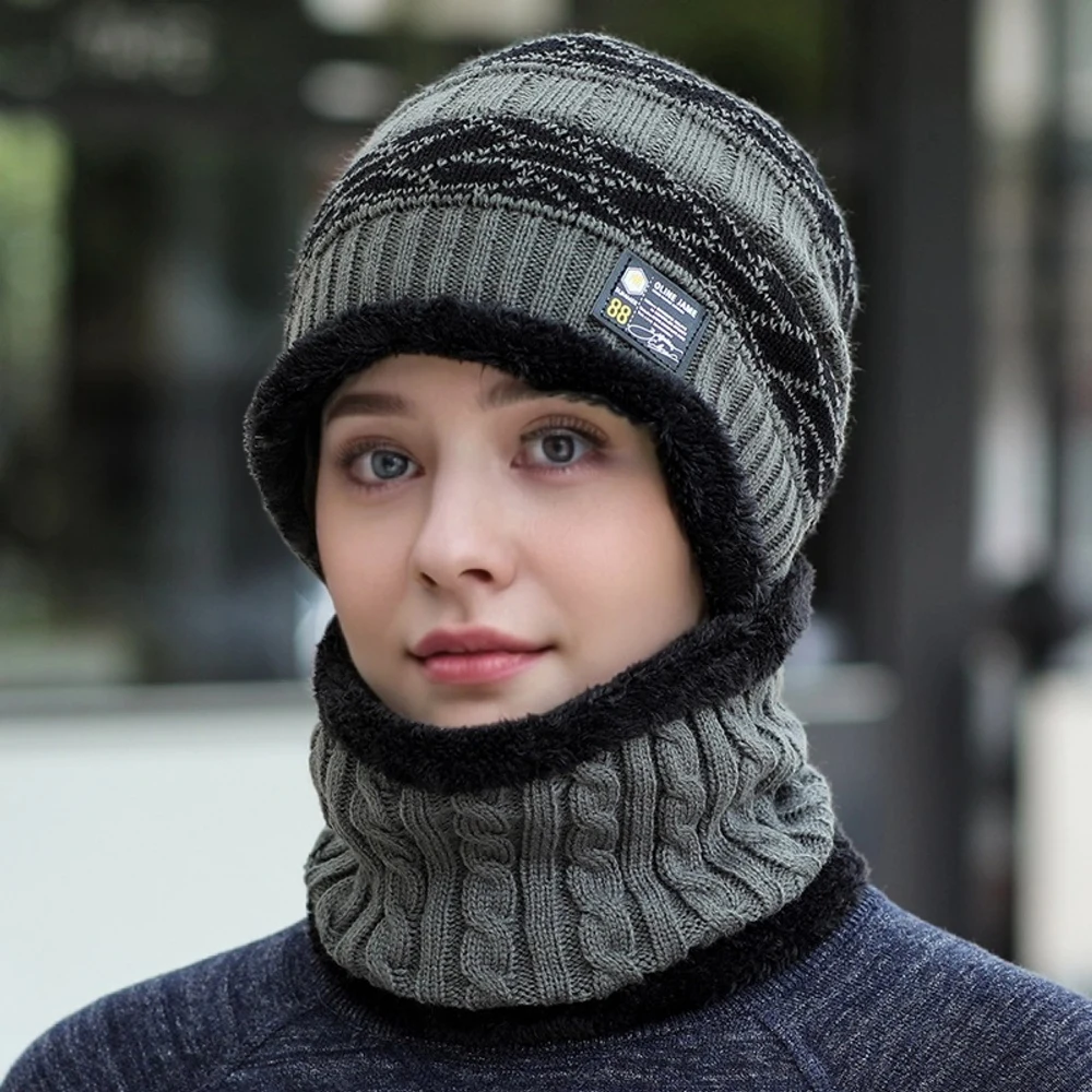 Hot Sale New Style Fashion Men & Women Knitted Hat Plush Fur Lining Thick Warm Hat Suit Stylish Winter Hats Leisure Beanie Cap ﻿