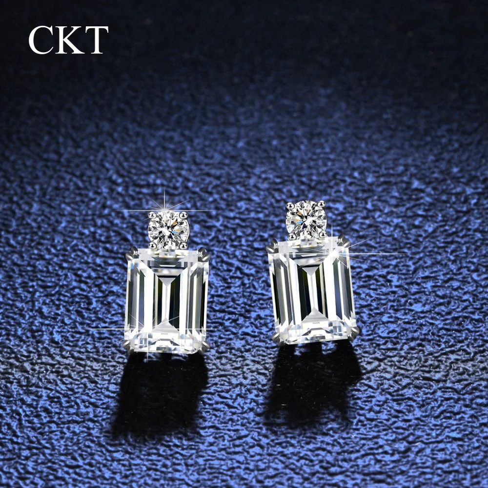 18K Gold Diamond VVS1 Four-claw Rectangular Wedding 4ct D Color Moissanite Square Special-shaped Platinum Pt950 Stud Earrings