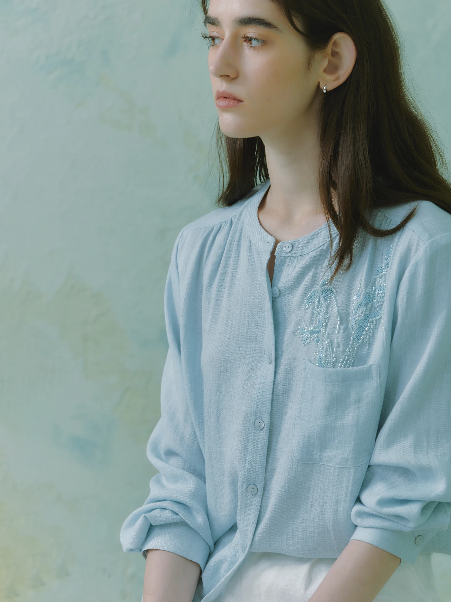 

Blue Island Pearl Flower Heavy Embroidery Long Sve Women's irt Single ket Lenzing Fabric Loose Fit Comfortable Breath...