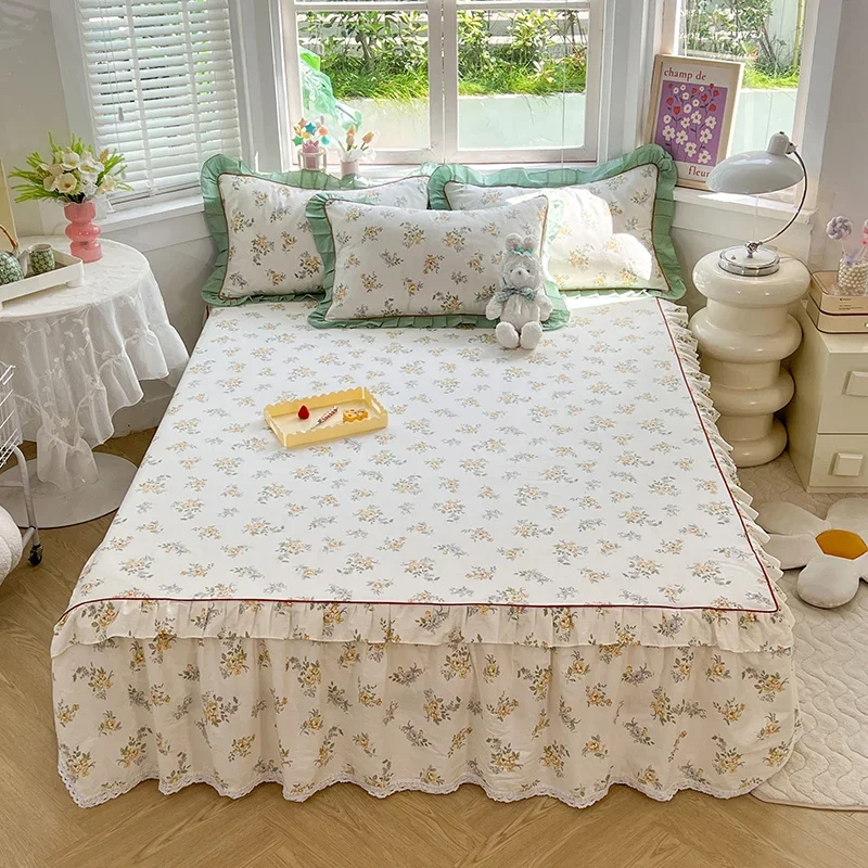 

Floral Style Bed Skirt Set Cotton Ruffle Mattress Cover with 2 Pillowcases Soft Comfortable All Season Universal Bedding Set