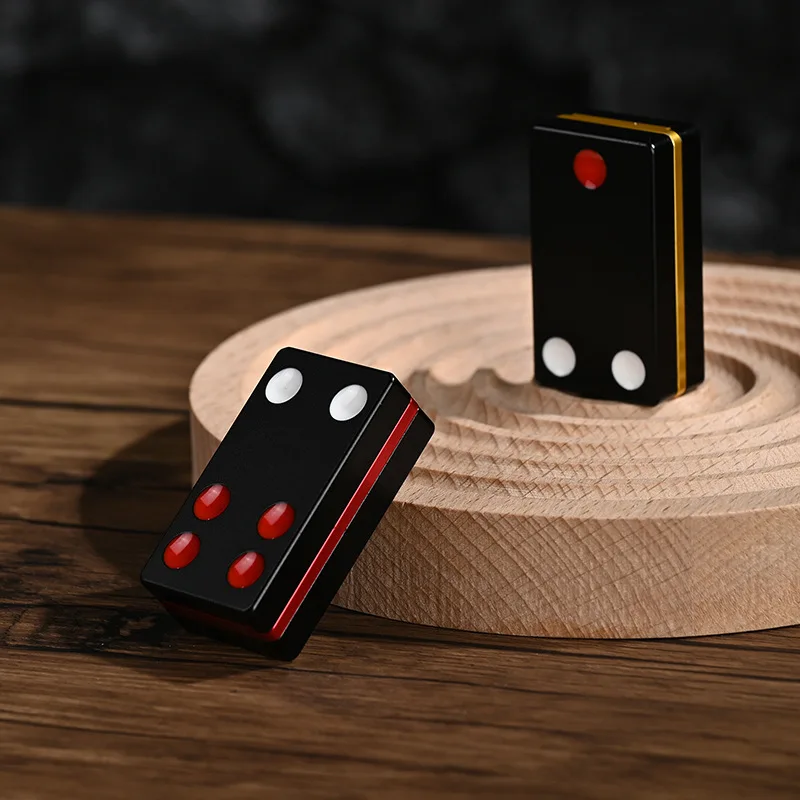 Tripli Domino Push Card Bambini Adulti Cubo magnetico antistress EDC Giocattoli con punta delle dita Giocattoli anti-ansia in lega di alluminio