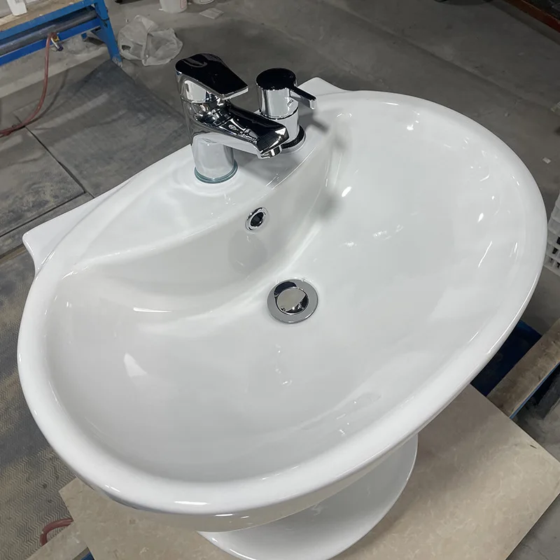 Multifunctional foot basin, face washing, hand washing and foot washing integrated ceramic small cleaning basin, bathroom
