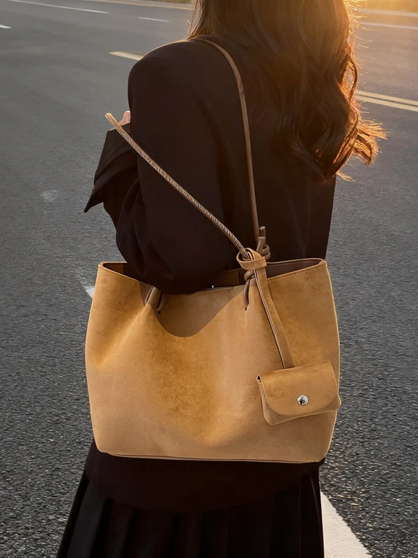 

Матовая большая сумка-тоут в стиле ретро, женская высококачественная винтажная сумка-тоут, новинка 2025, универсальная сумка на одно плечо большой емкости