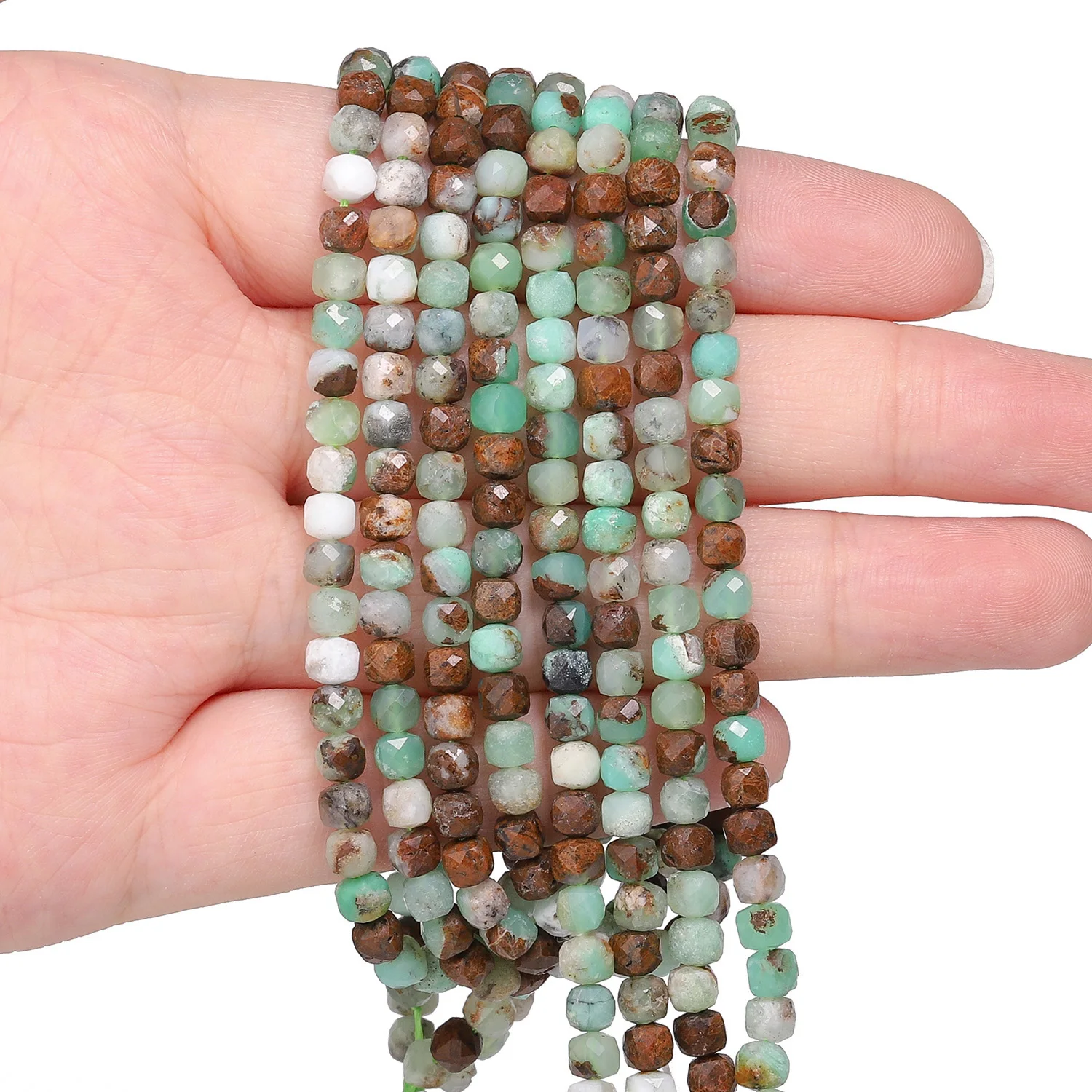 AAA حجر الكريسوبراسي الطبيعي الخرز 3.8-4.3 مللي متر الأوجه مربع مكعب الخرز فضفاض خزر عازل لصنع المجوهرات Diy بها بنفسك اكسسوارات