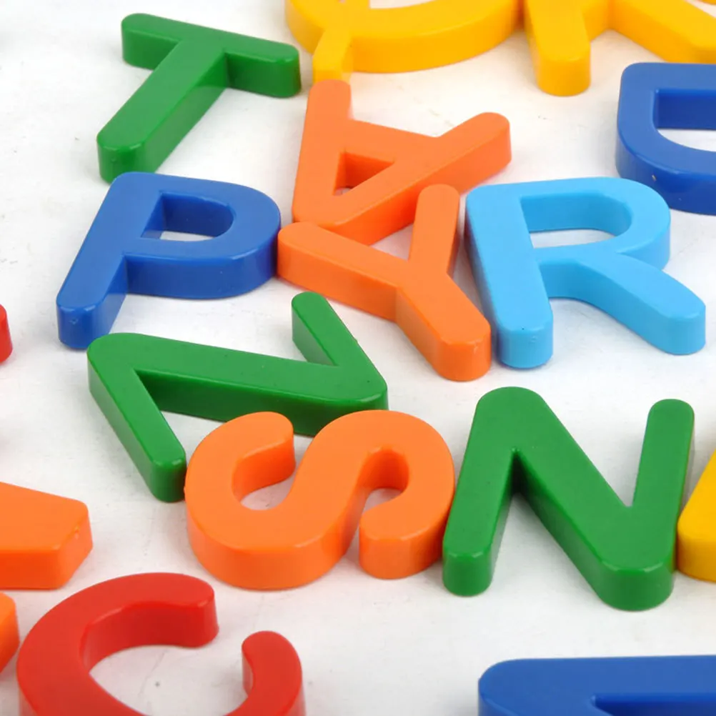 1 set di magneti magnetici educativi per frigorifero, decalcomanie con numeri alfabetici, adesivi colorati per l'apprendimento della matematica, per frigorifero per bambini