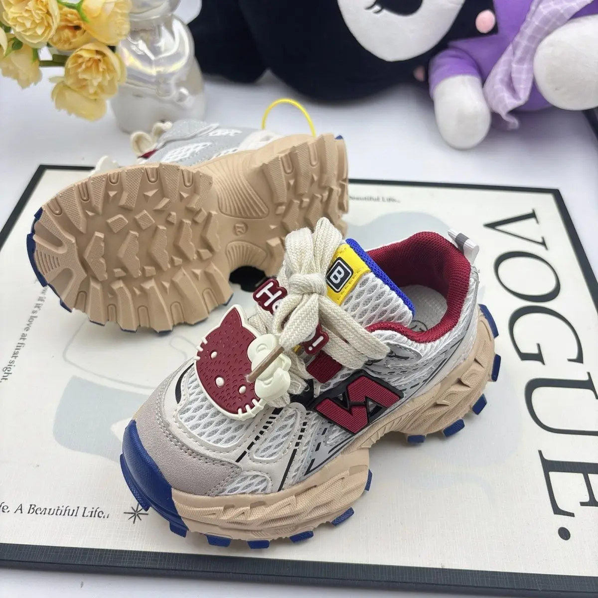 サンリオハローキティスポーツシューズ子供春秋カジュアルスニーカーアニメテニスシューズ女の子バスケットシューズファッションランニングシューズ