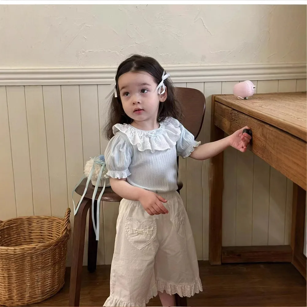 

Princess Two-Piece Set for Girls Lace Collar T-Shirt And Heart-Shaped Pocket Capri Pants Sweet Children's Outfit