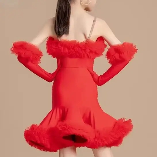 

Модное красное платье для латиноамериканских танцев для девочек 2026 года: детский костюм с тонкими бретелями, тюлевой юбкой с оборками и драпировкой для сальсы, танго, бальных танцев и тренировок. Тренд сезона.